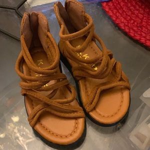 Lil girl sandals